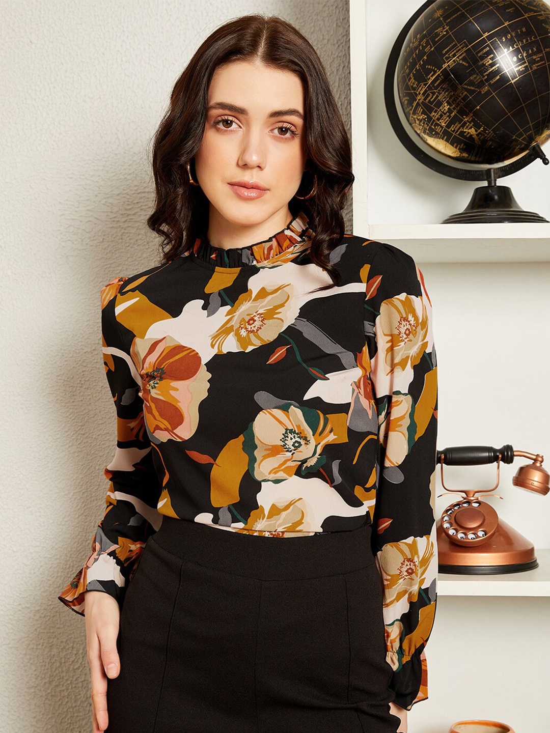 

Berrylush BIZwear Black Floral Print Ruffles Top