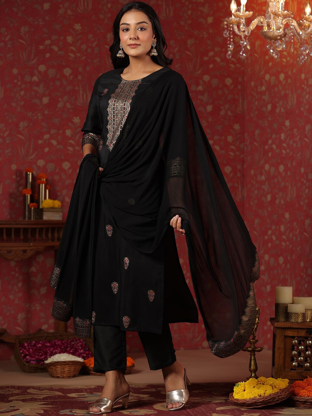 

Ishin Black Ethnic Motifs Printed Straight Kurta & Trouser With Dupatta