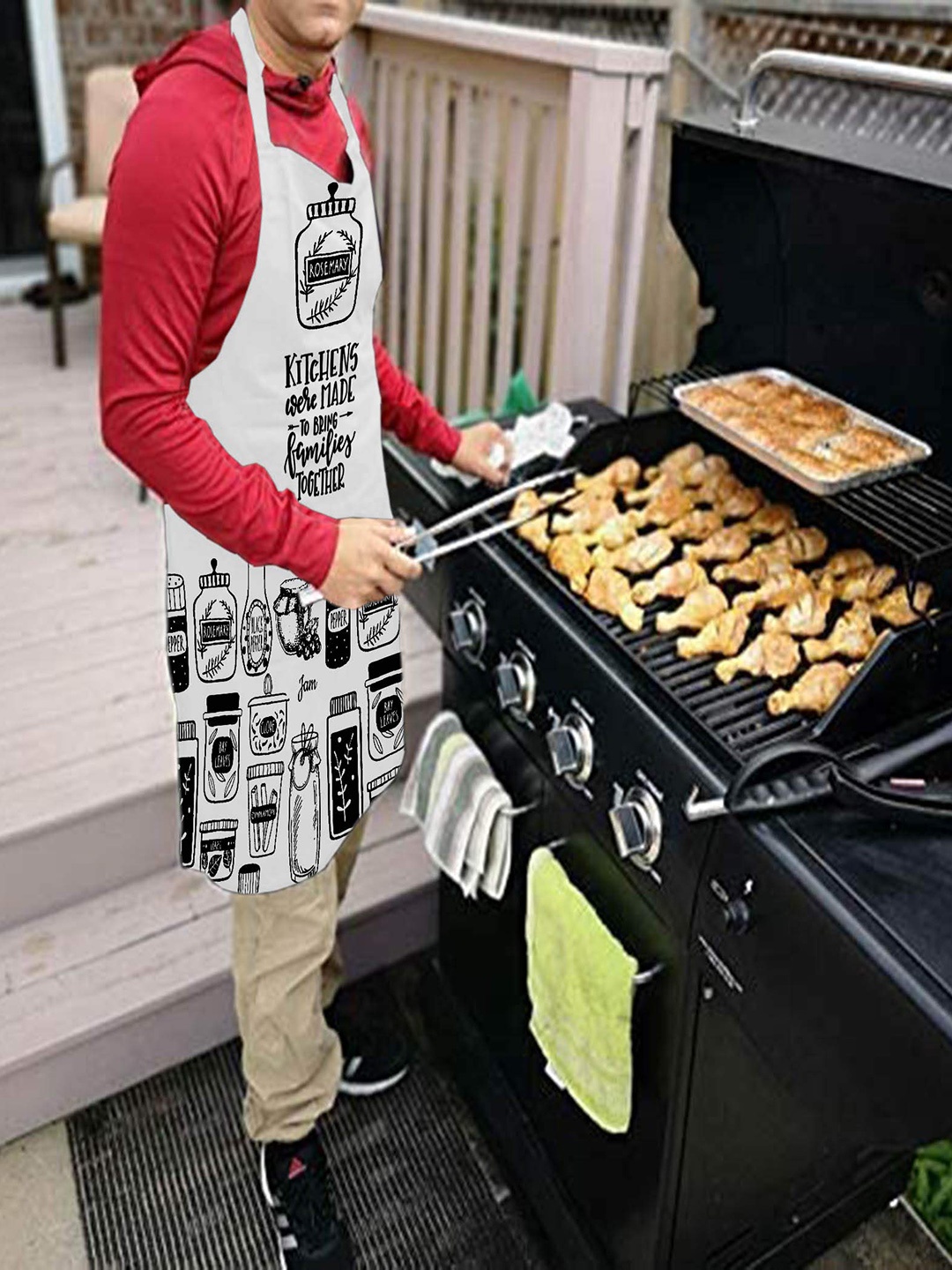 

Lushomes White & Black Printed Cotton Kitchen Apron