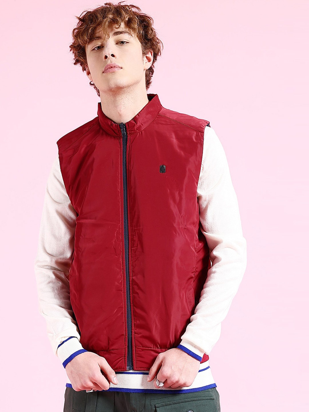 

The Indian Garage Co Men Red Colourblocked Reversible Crop Outdoor Padded Jacket