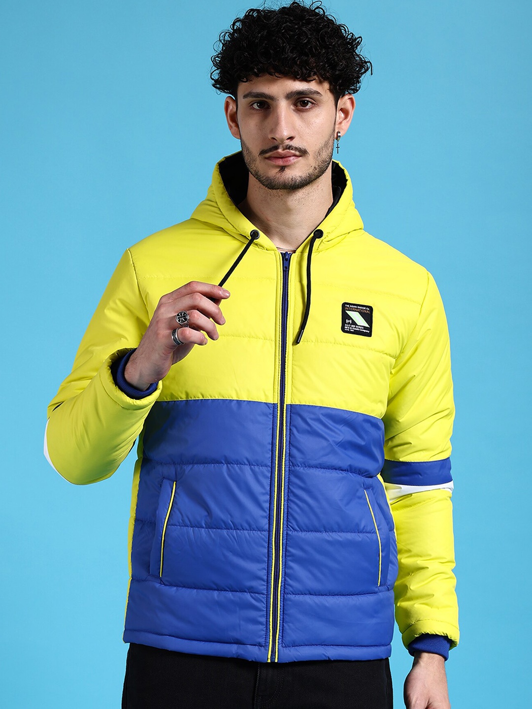 

The Indian Garage Co Men Colourblock Regular Fit Puffer Jacket, Yellow