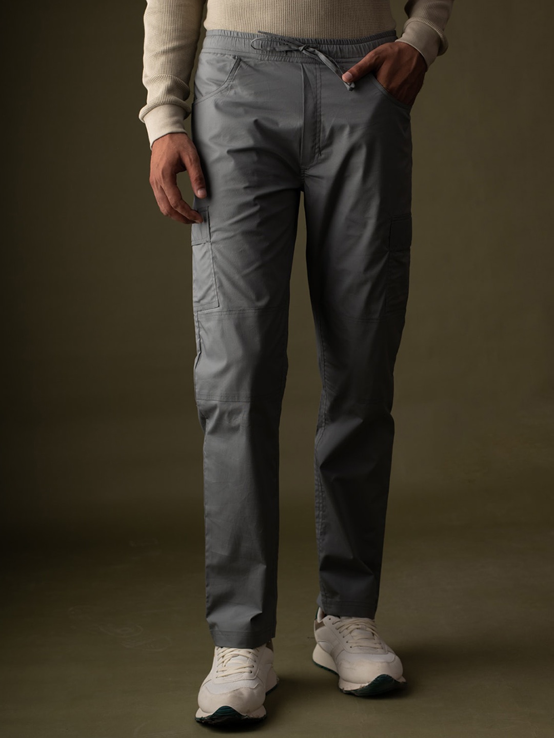 

Beyours Men Grey Easy Wash Joggers Trousers