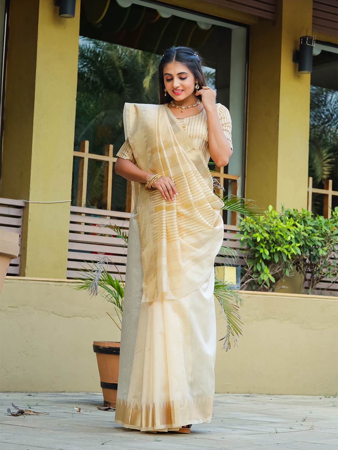 

Mitera Cream-Coloured Zari Detailed Silk Cotton Saree