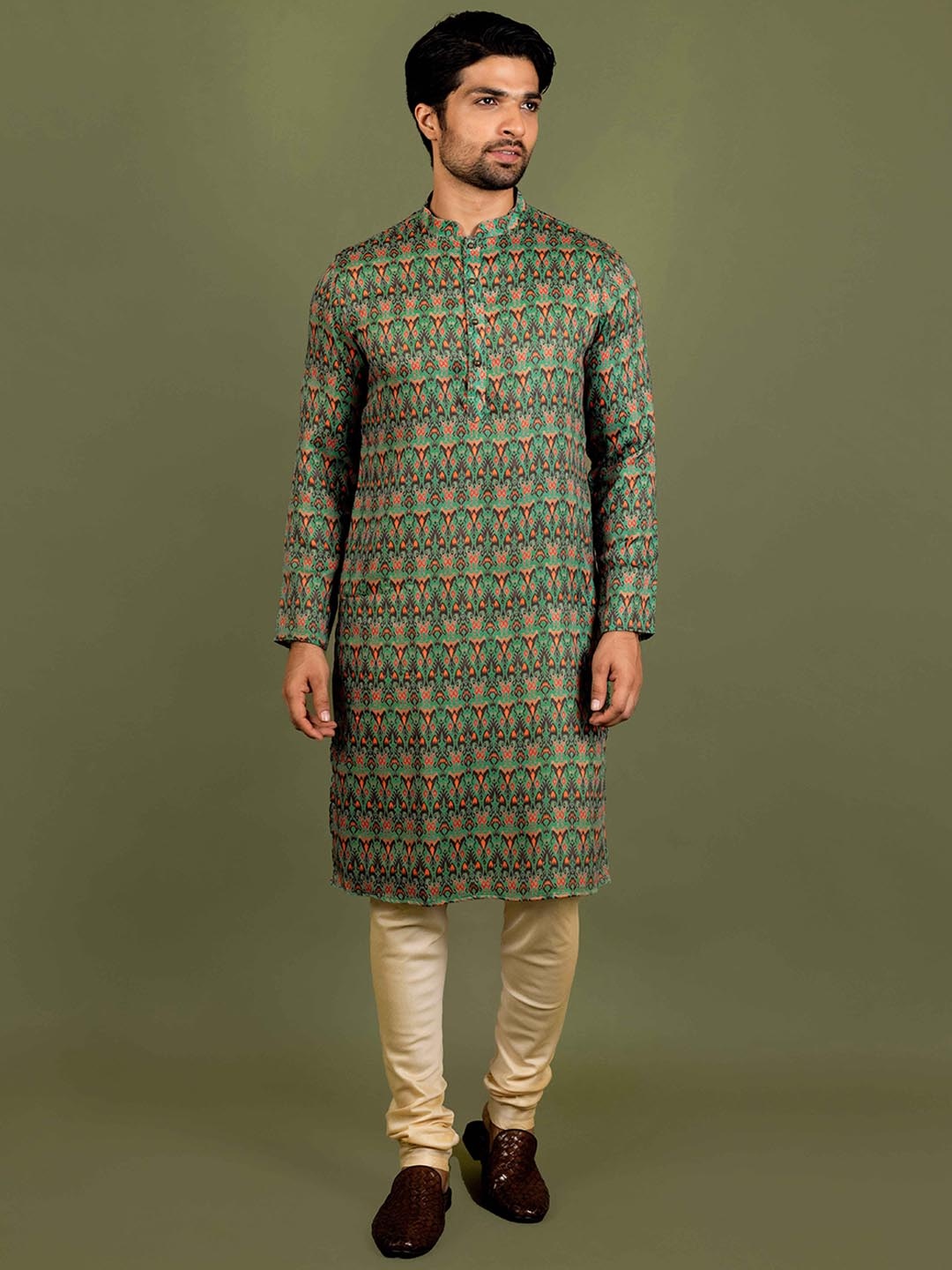 

KISAH Ethnic Motifs Printed Band Collar Kurta With Churidar, Green