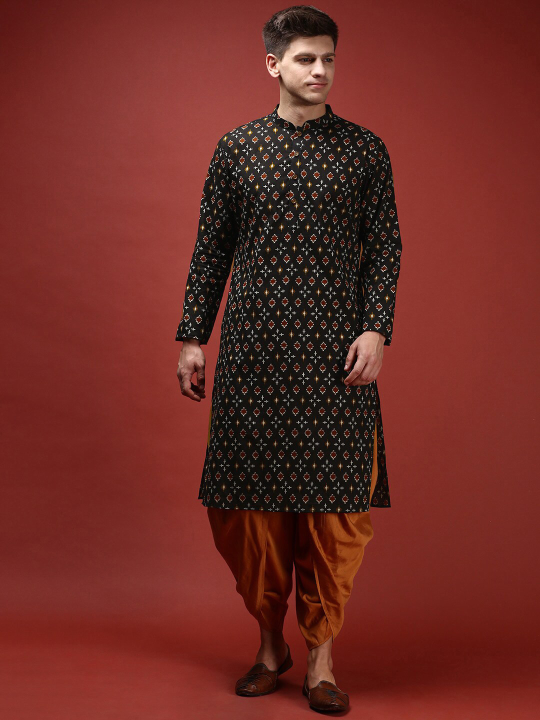 

KISAH Ethnic Motifs Printed Regular Kurta with Dhoti Pants, Black
