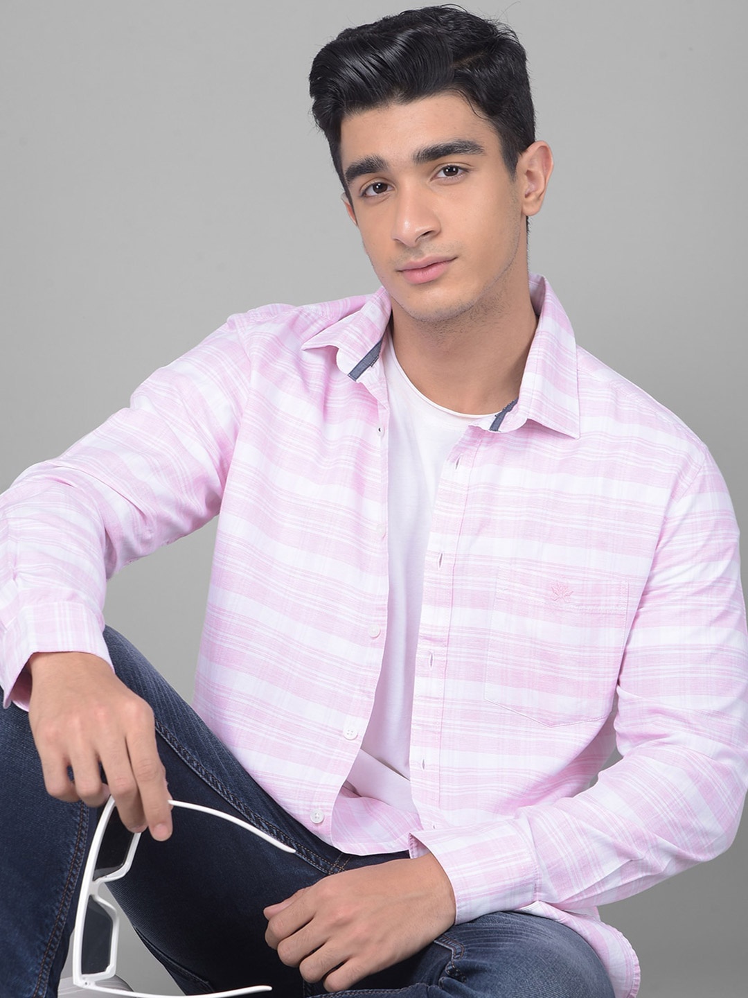 

Crimsoune Club Slim Fit Horizontal Striped Pure Cotton Casual Shirt, Pink