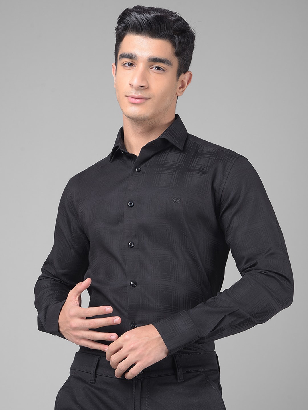 

Crimsoune Club Other Checks Slim Fit Cotton Casual Shirt, Black