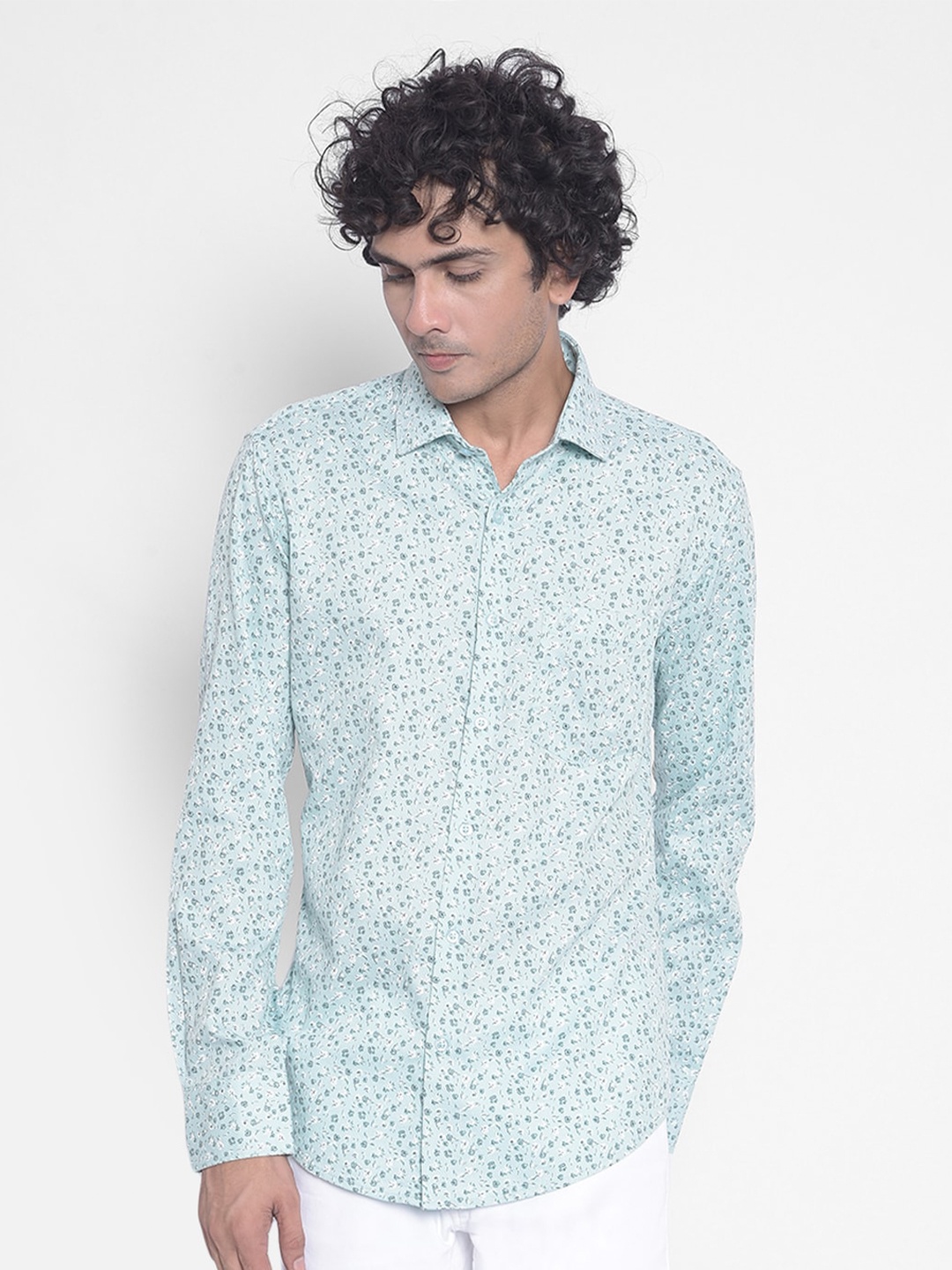 

Crimsoune Club Slim Fit Floral Printed Pure Cotton Casual Shirt, Green