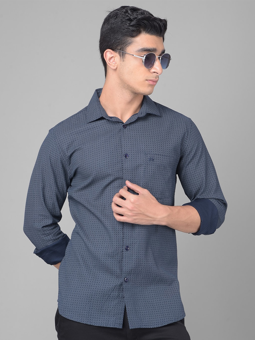 

Crimsoune Club Slim Fit Micro Ditsy Printed Pure Cotton Casual Shirt, Navy blue