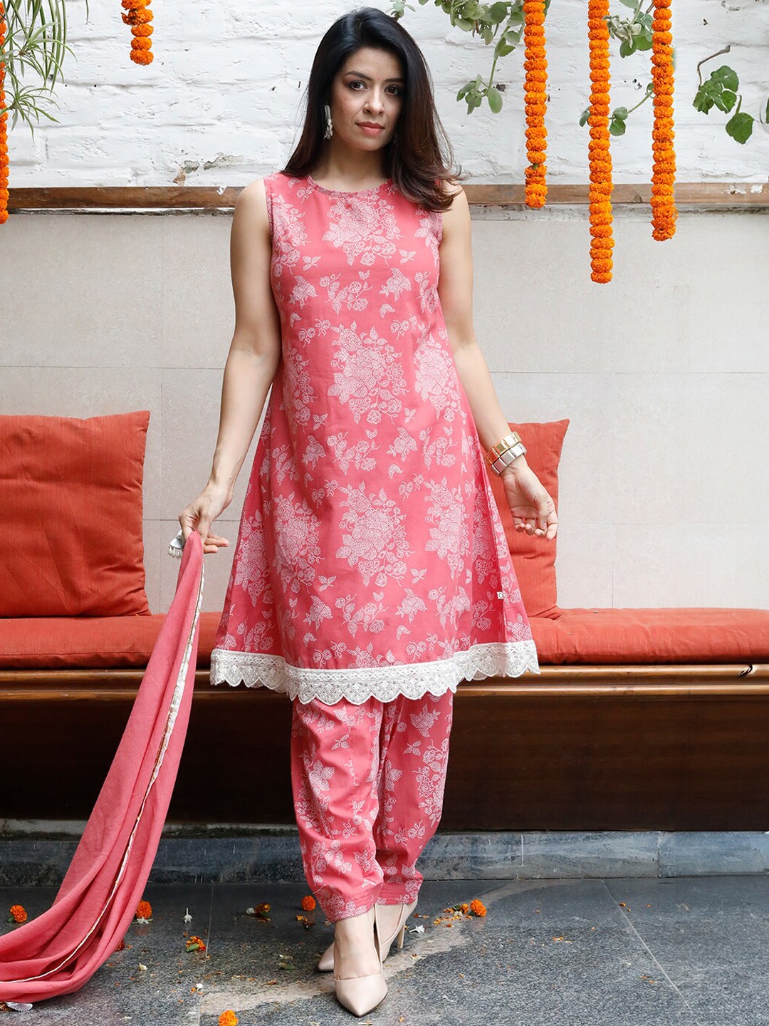 

FABNEST Floral Printed Pure Cotton A Line Kurta With Salwar, Pink