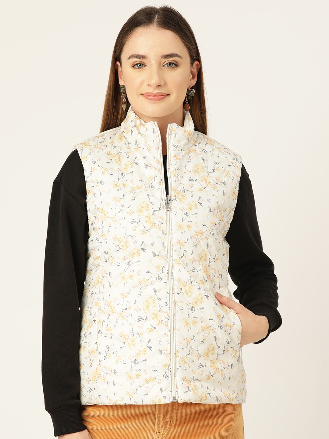 

Monte Carlo Floral Printed Reversible Sleeveless Padded Jacket, White