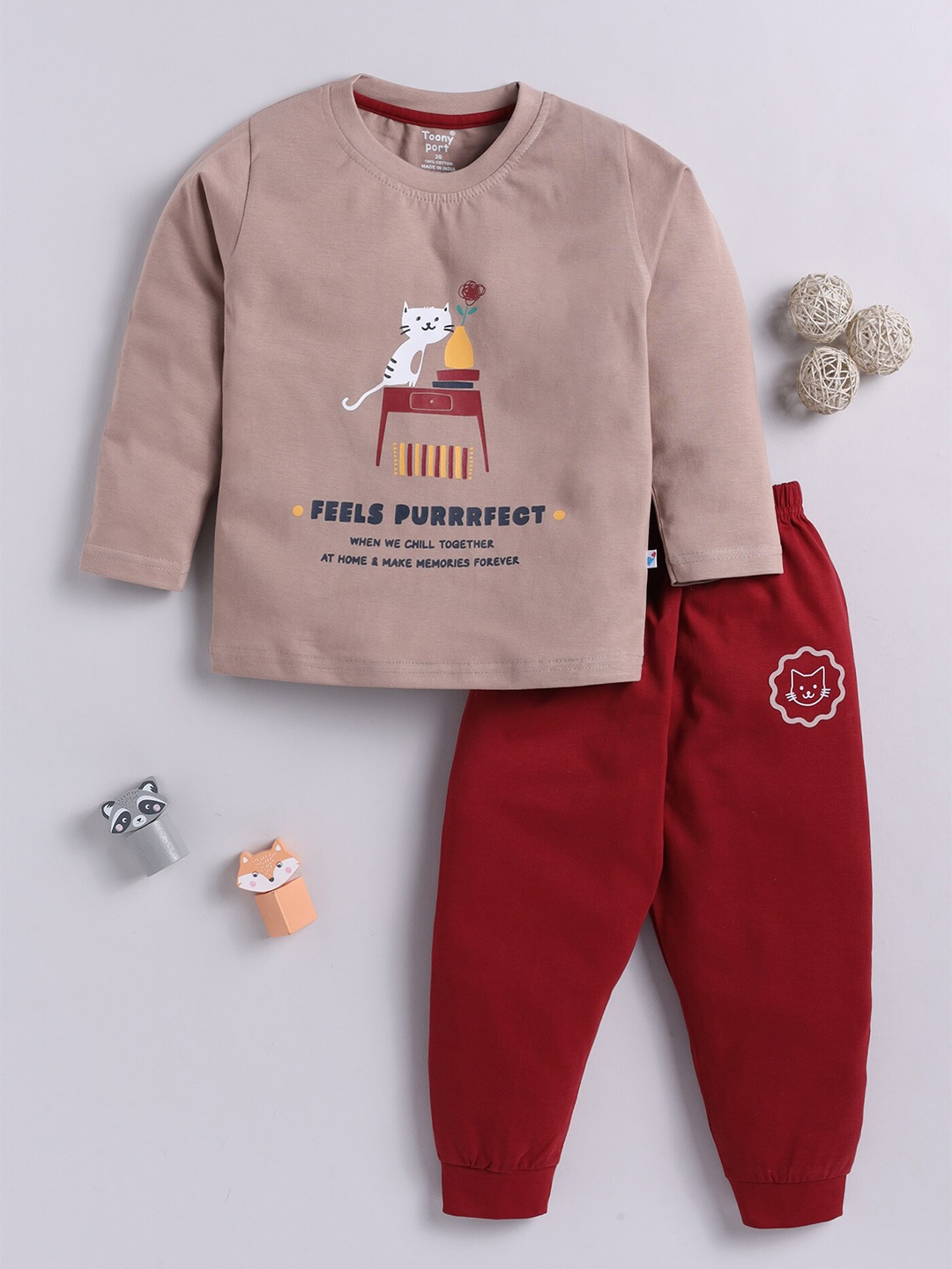 

Toonyport Kids Printed Pure Cotton T-Shirt With Trousers, Beige