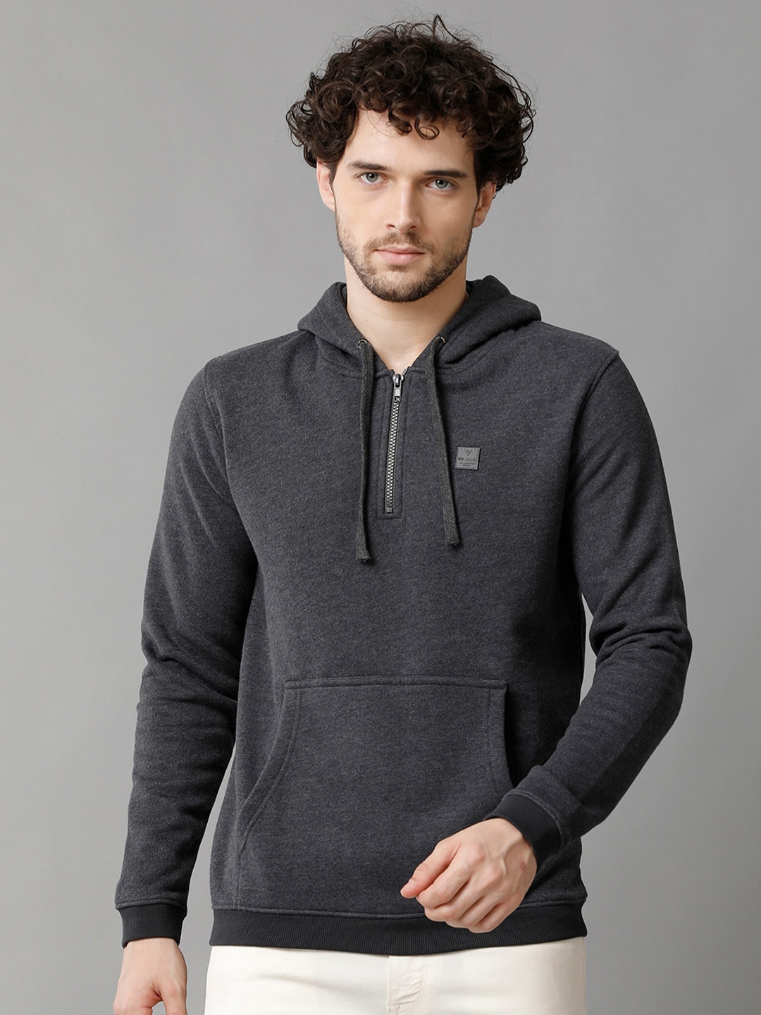 

Voi Jeans Men Grey Hooded Sweatshirt