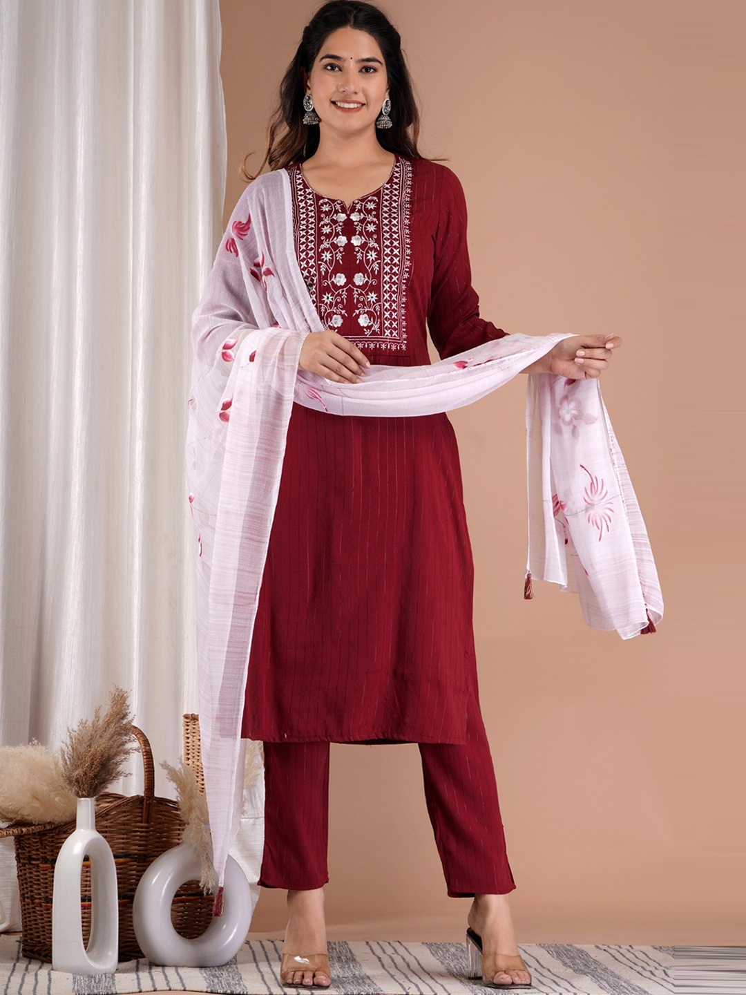 

AARYAHI Floral Yoke Design Regular Thread Work Cotton Kurta With Trousers & Dupatta, Maroon