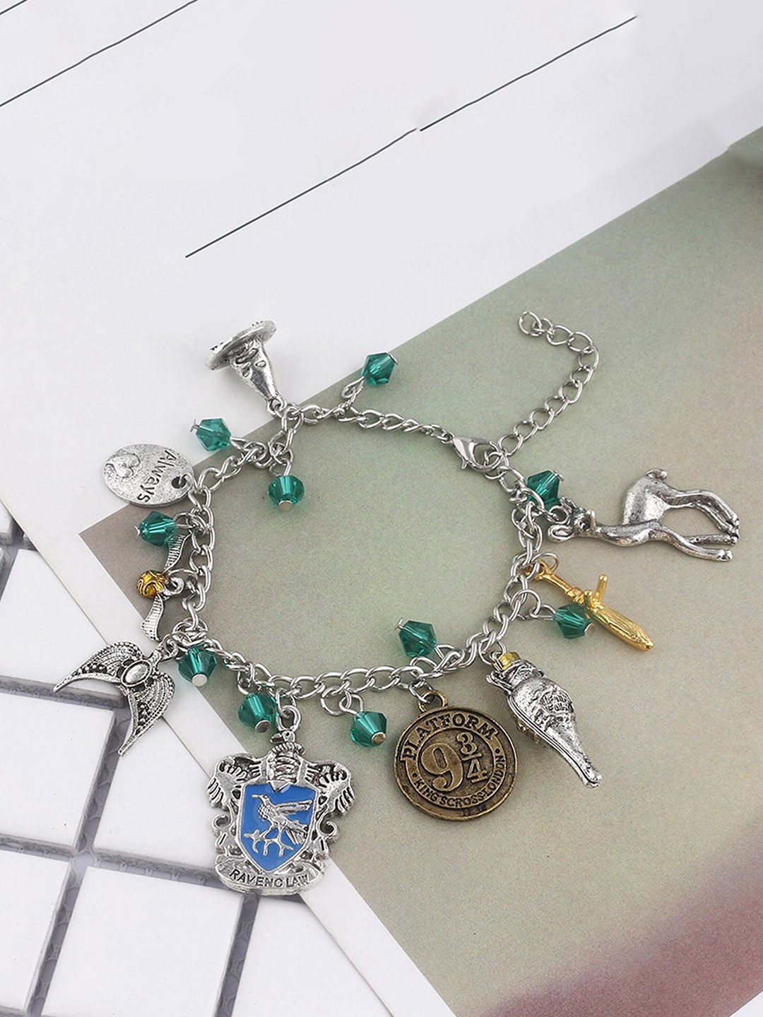 

Lyla Women Link Bracelet, Silver