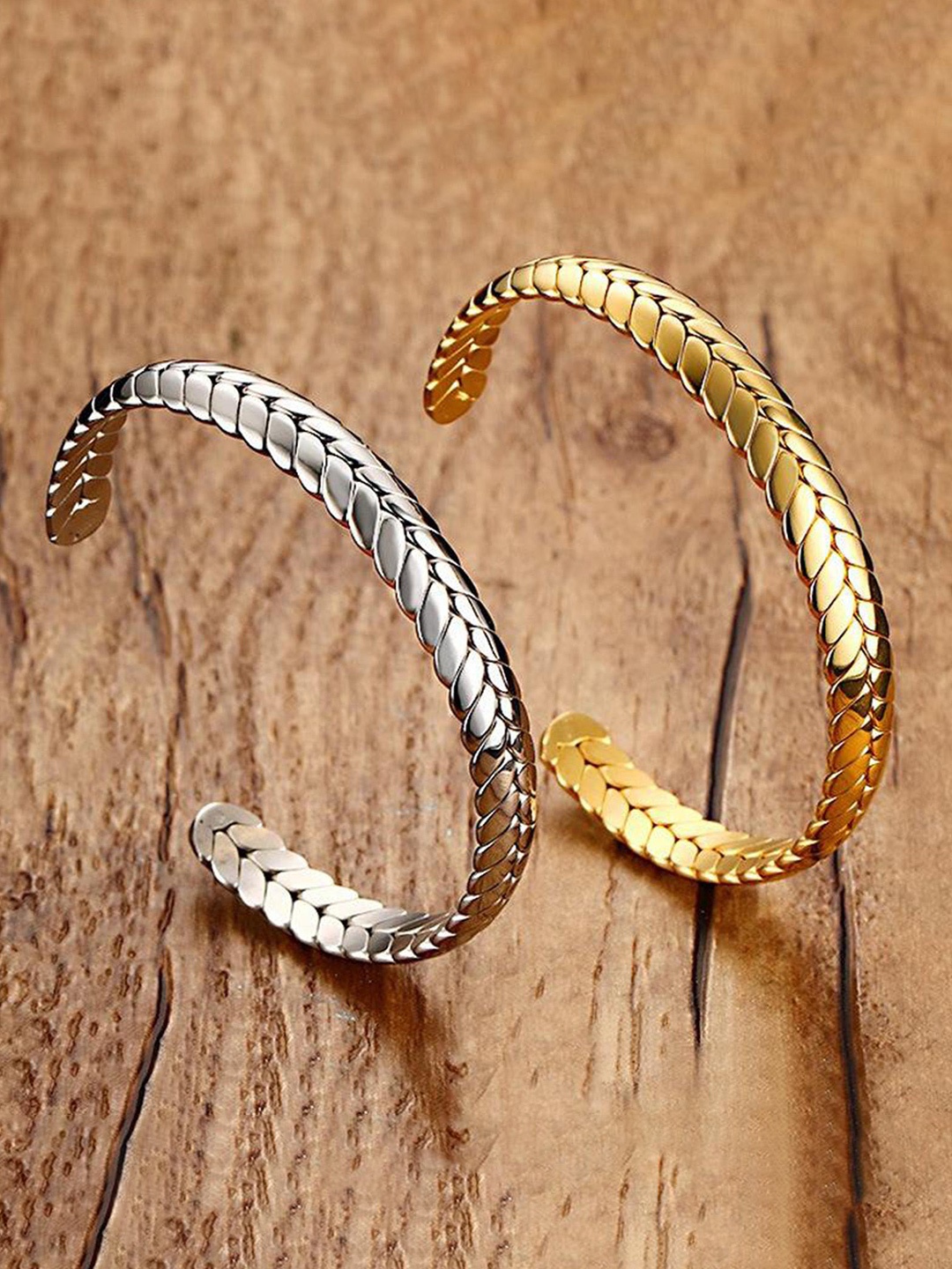 

Lyla Women Set Of 2 Wheat Ear Pattern Cuff Bracelet, Silver