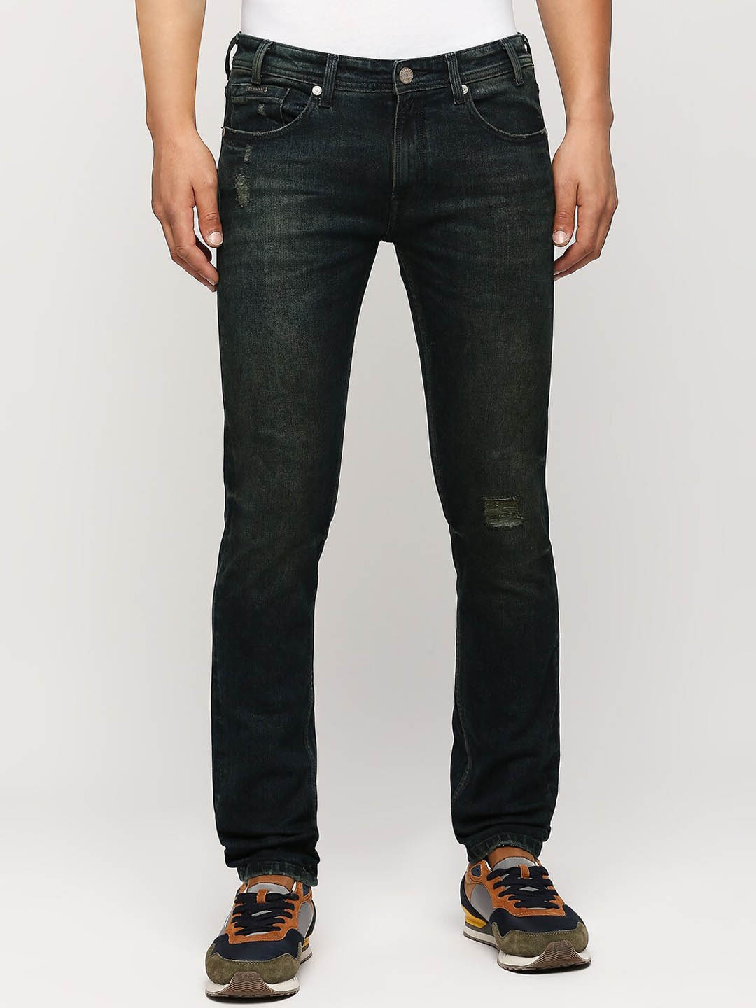 

Pepe Jeans Men Blue Slim Fit Stretchable Jeans