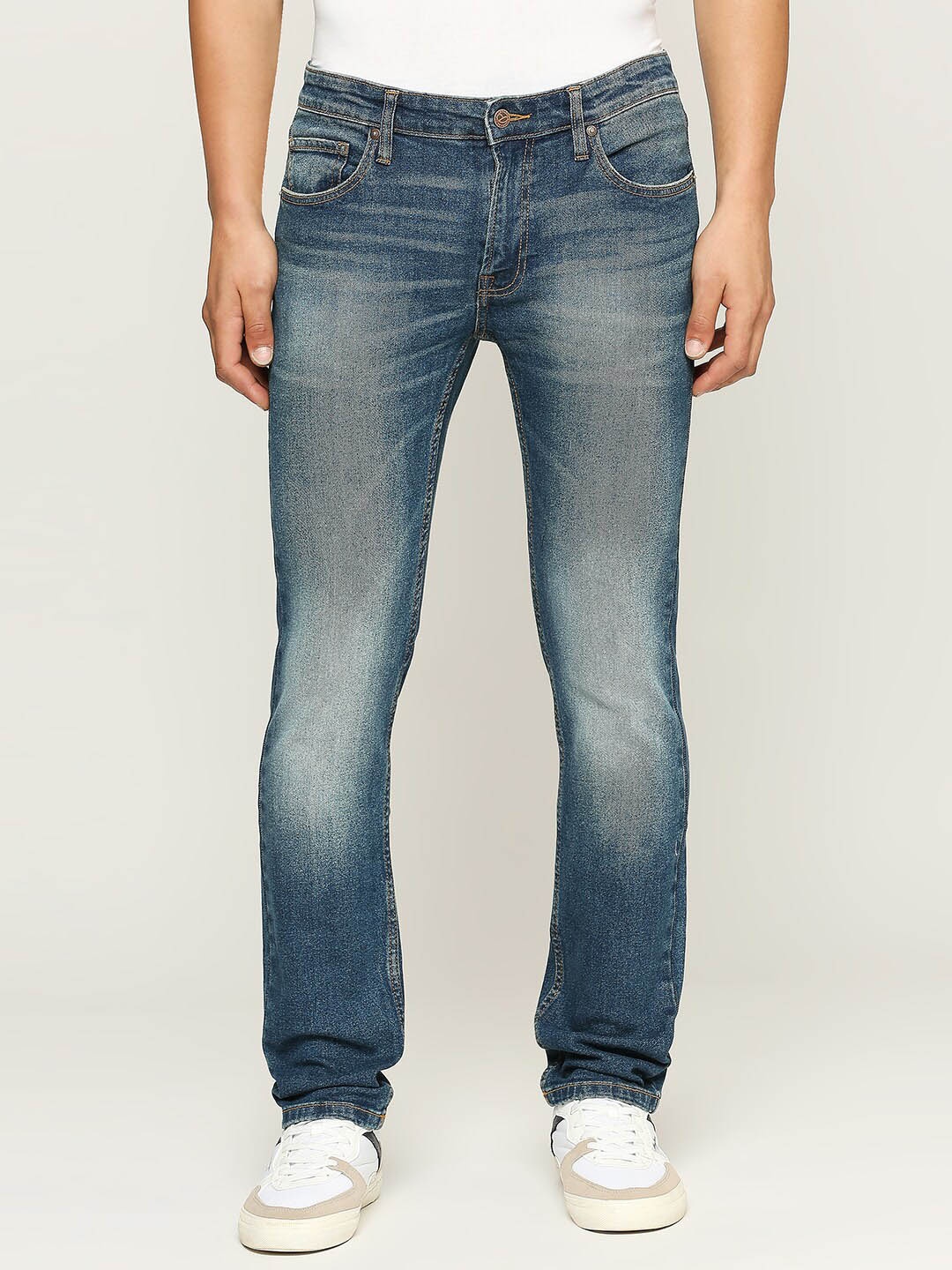

Pepe Jeans Men Blue Slim Fit Low Distress Heavy Fade Stretchable Jeans