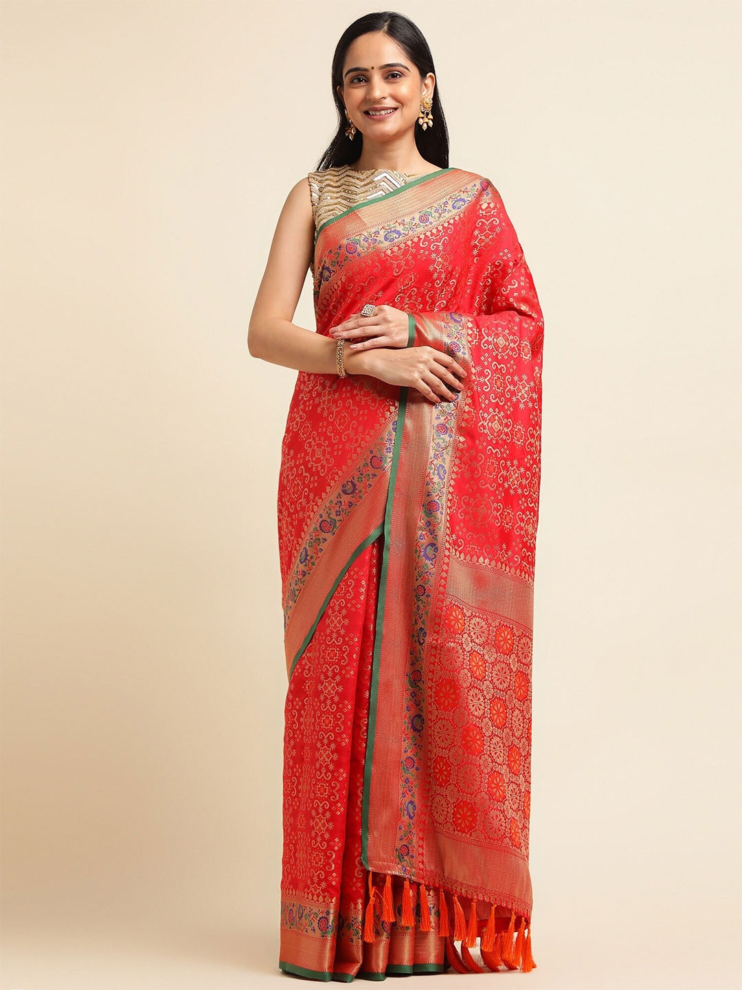 

FABMORA Woven Design Zari Silk Blend Banarasi Saree, Red