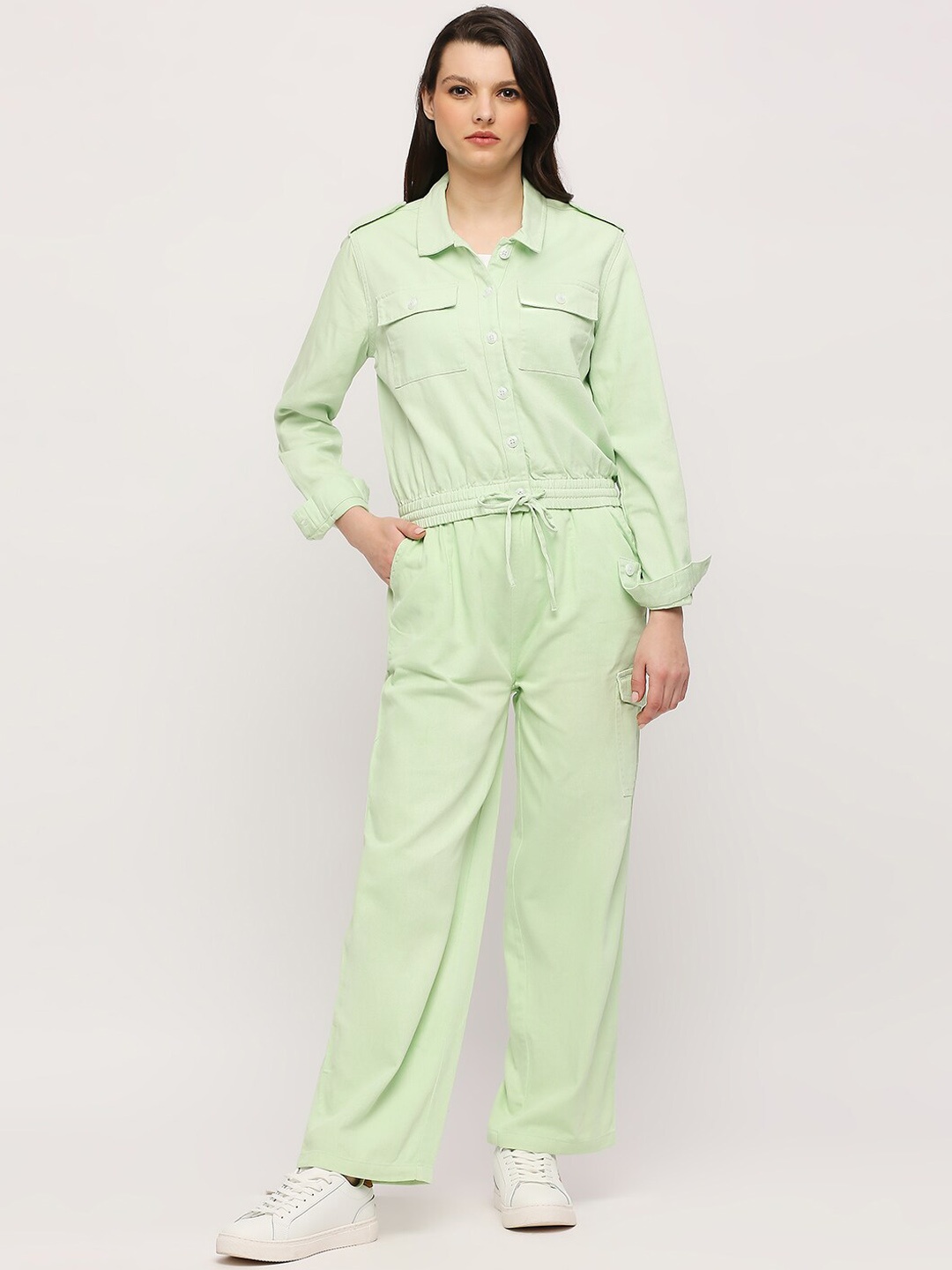 

Pepe Jeans Women Pure Cotton Mid-Rise Cargos Trousers, Green