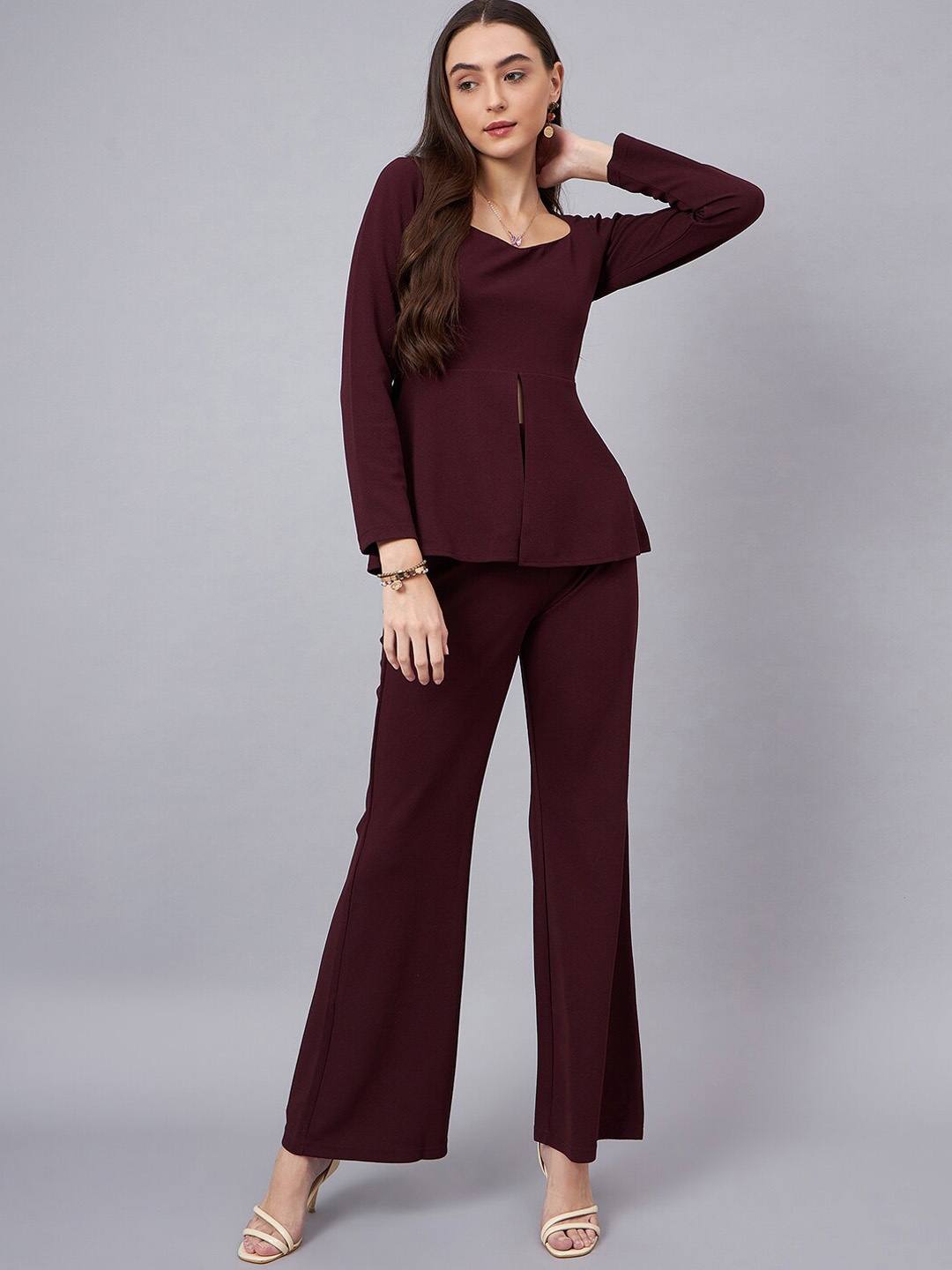 

Chemistry Sweetheart Neck Peplum Top With Flared Trousers, Maroon