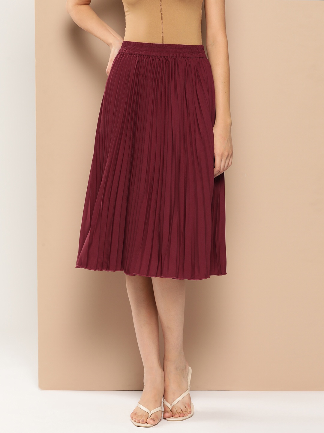 

Chemistry Crepe Accordion Pleated Flared Skirt, Maroon