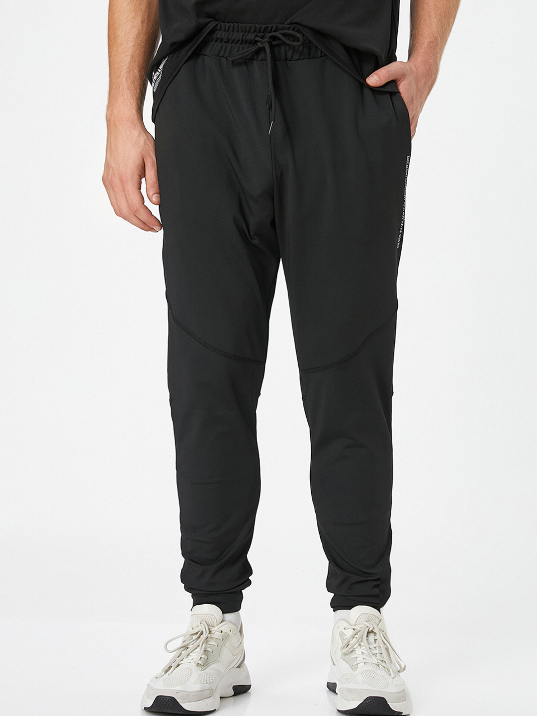 

Koton Men Mid-Rise Joggers, Black
