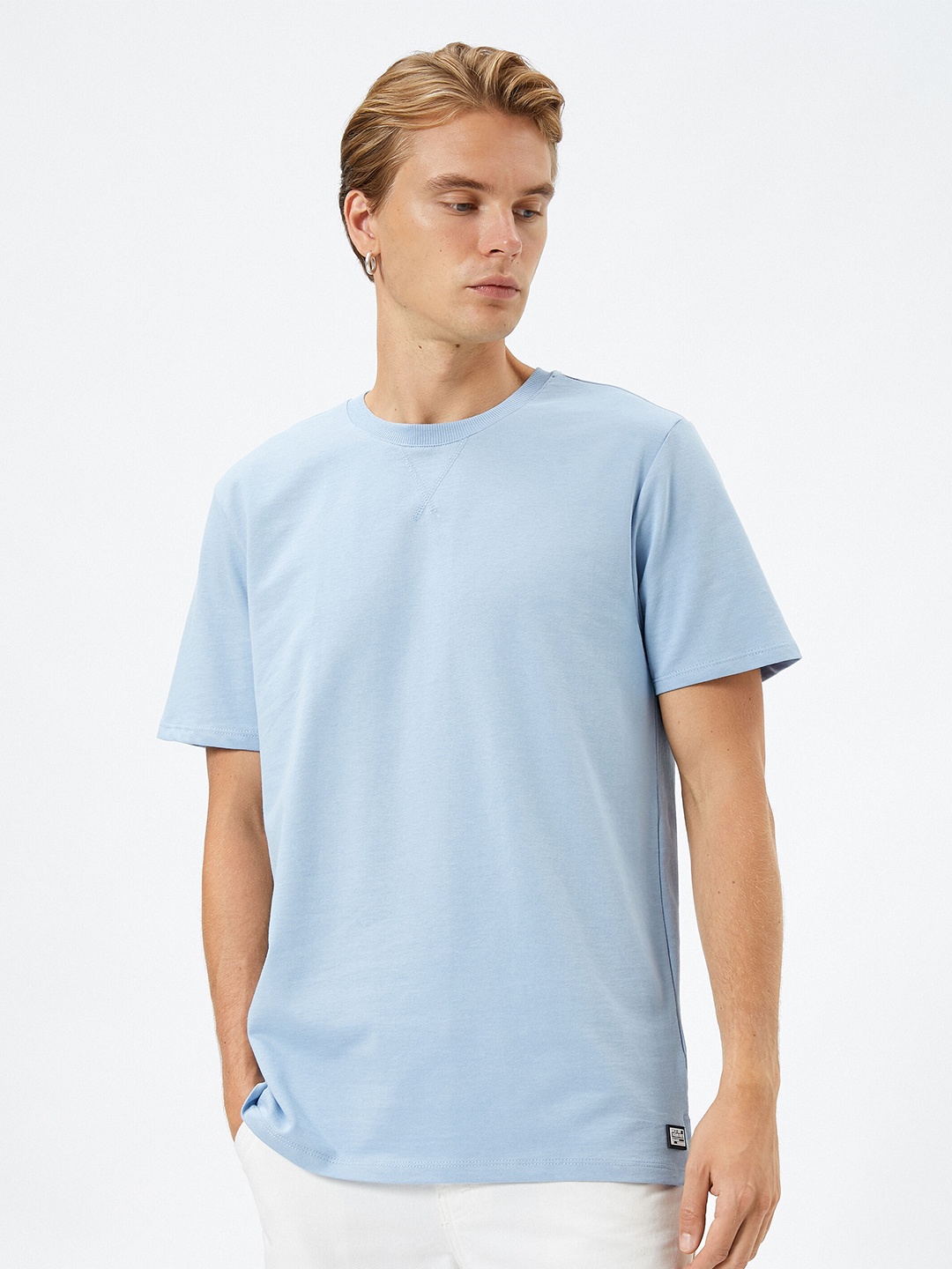 

Koton Men Pockets T-shirt, Na