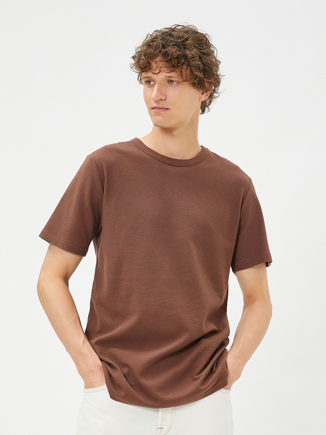 

Koton Men Pockets T-shirt, Na