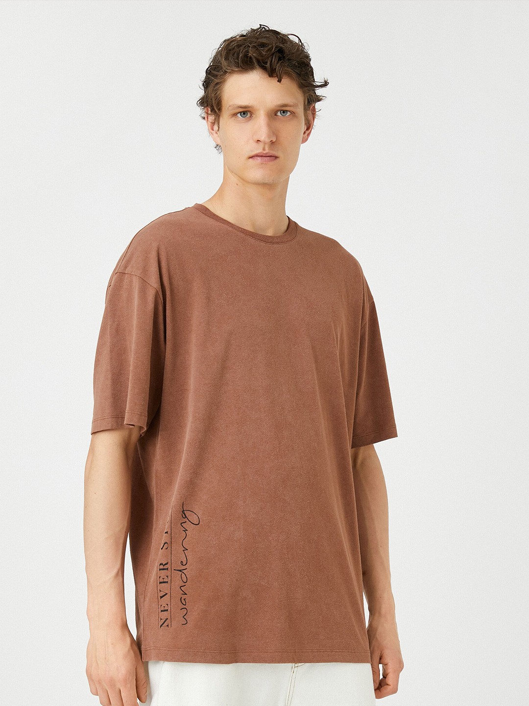

Koton Men Pockets T-shirt, Na