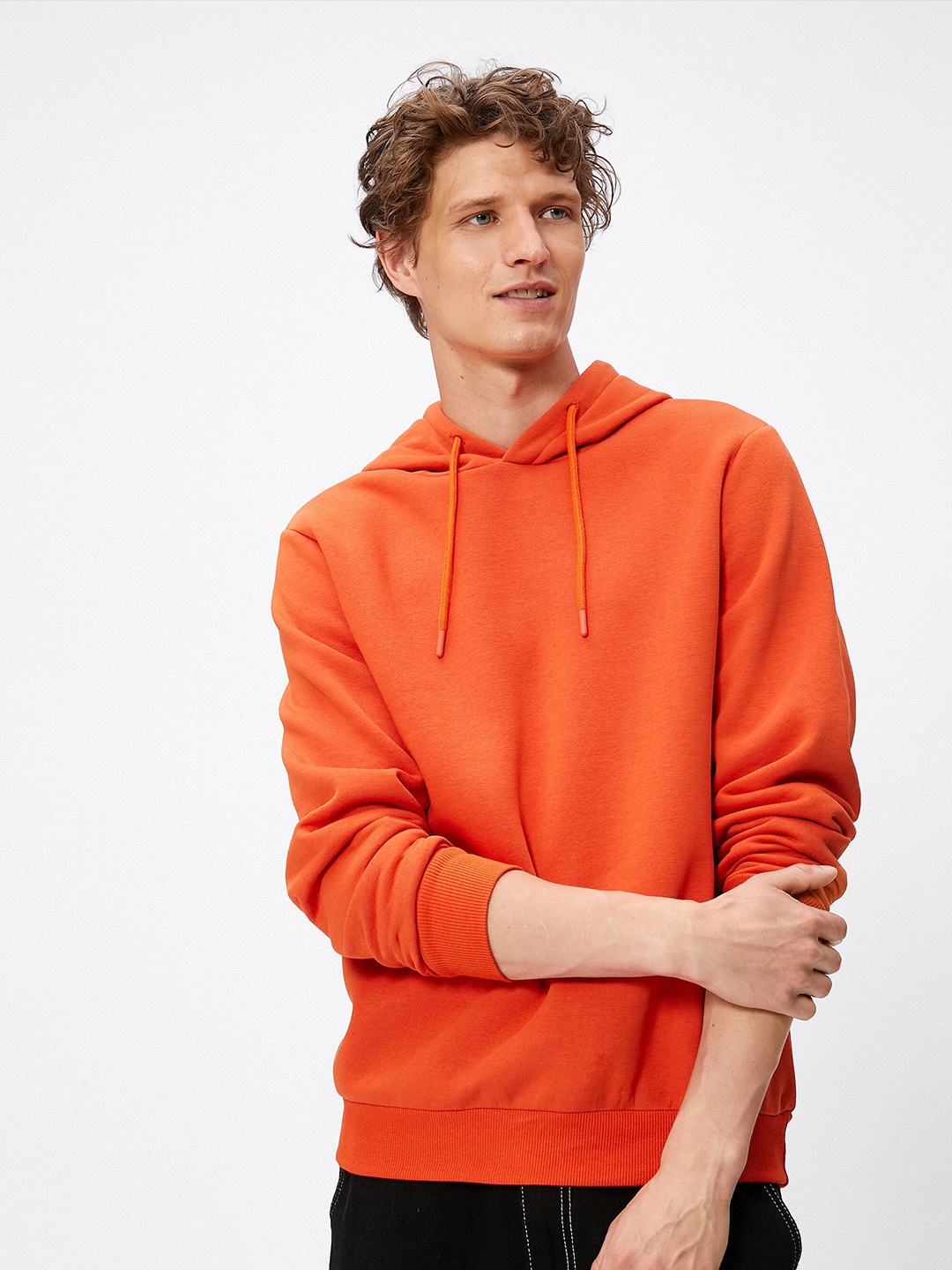 

Koton Men Sweatshirt, Na