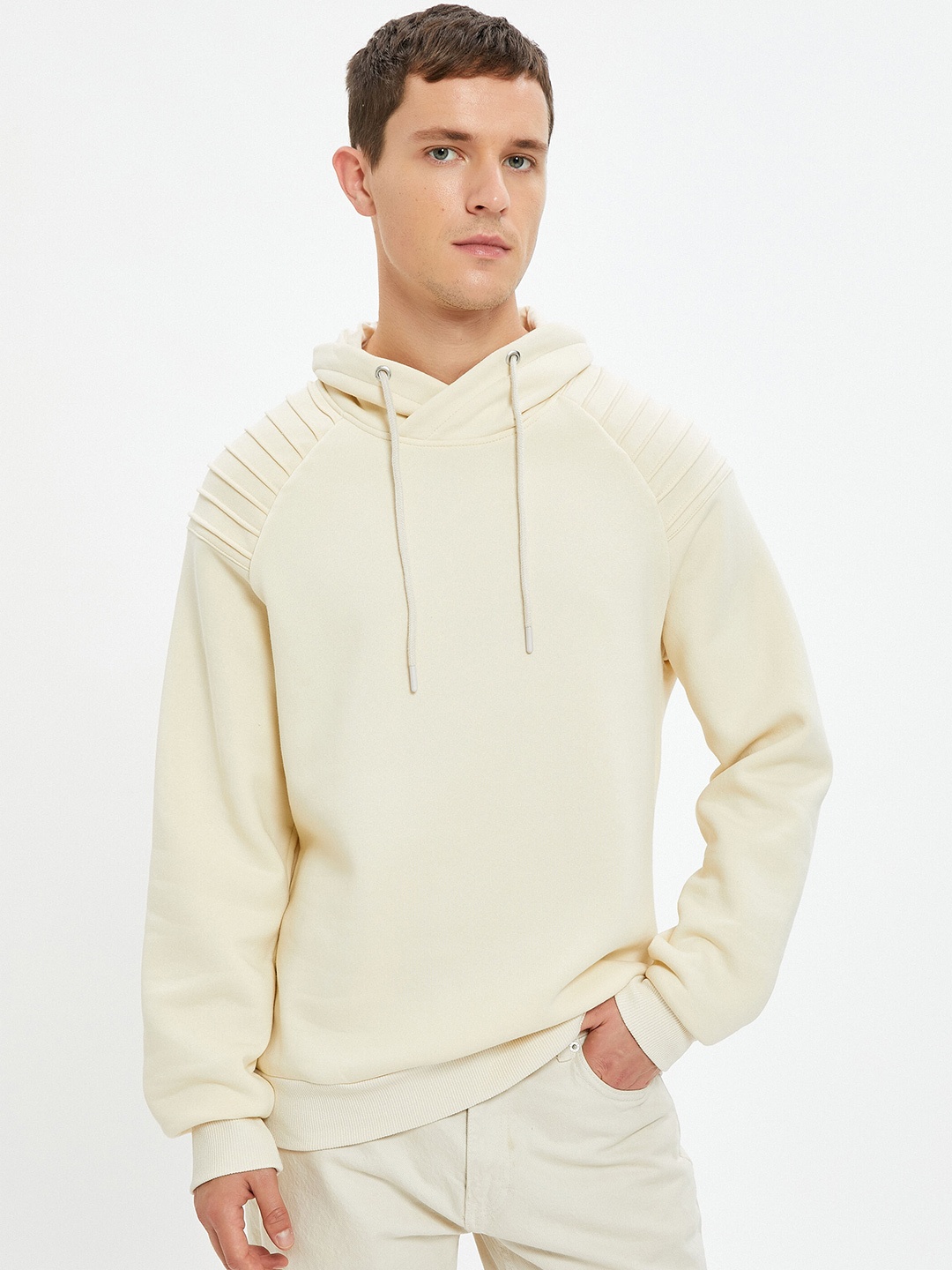 

Koton Men Sweatshirt, Na