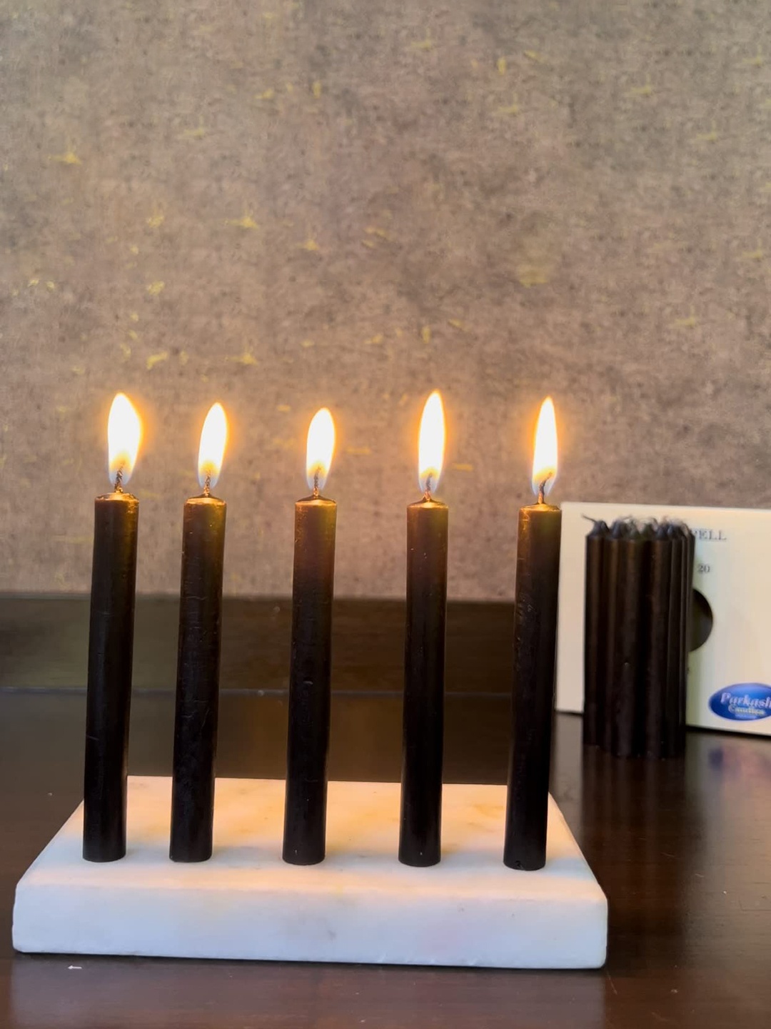 

Parkash Candles Black 20 Pcs Chime Candles
