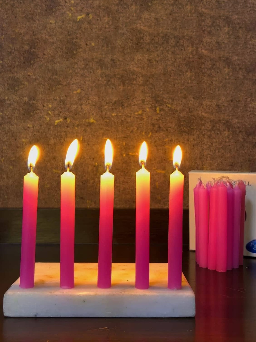 

Parkash Candles Pink 20 Pieces Paraffin Wax Pillar Candles