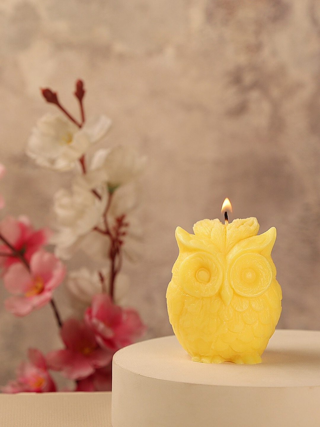 

Parkash Candles Yellow Scented Owl Candles