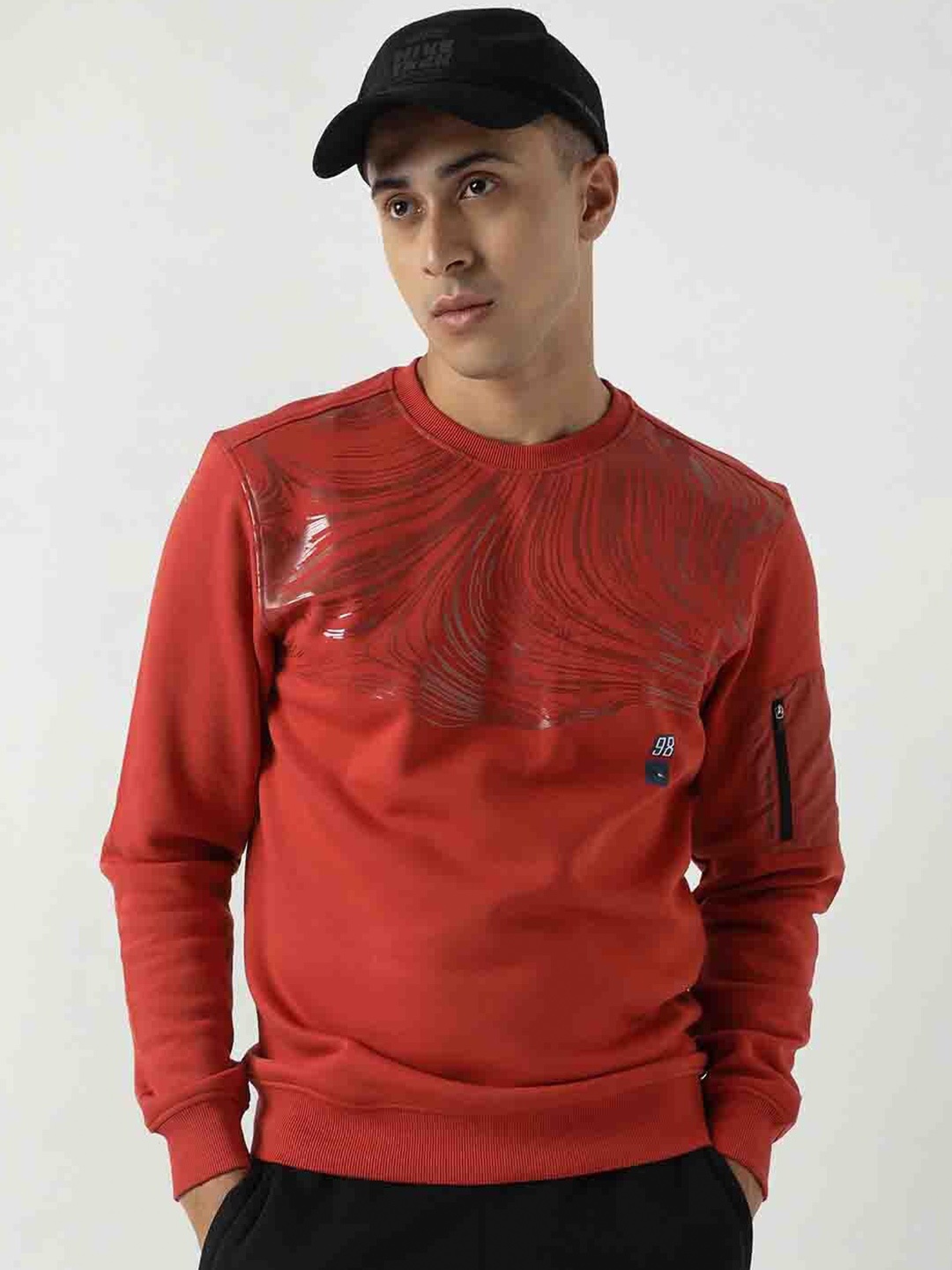 

Wildcraft Men Red Printed Sweatshirt