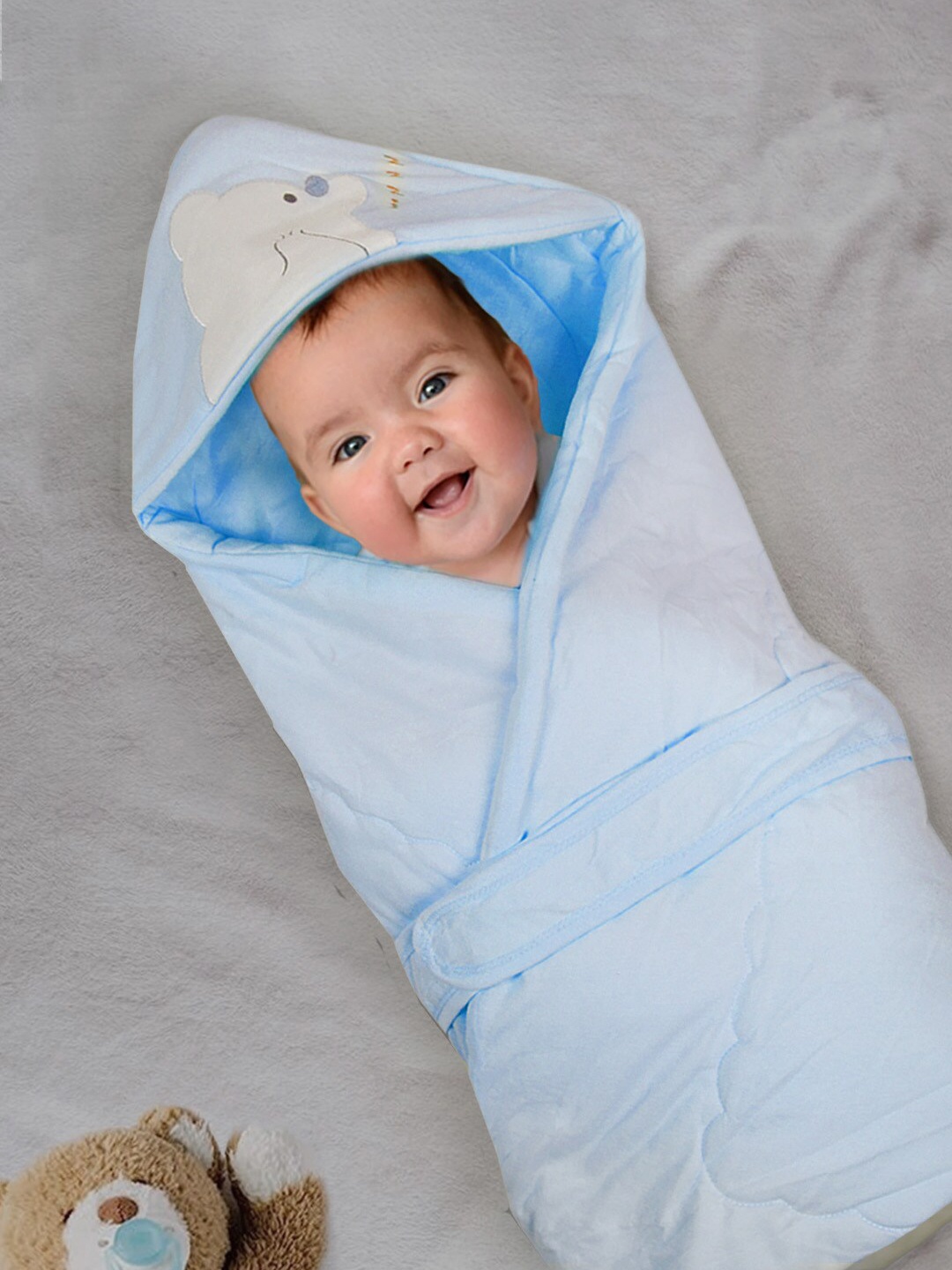 

Baby Moo Blue & White Ethnic Motifs Mild Winter Cotton 210 GSM Single Bed Blanket