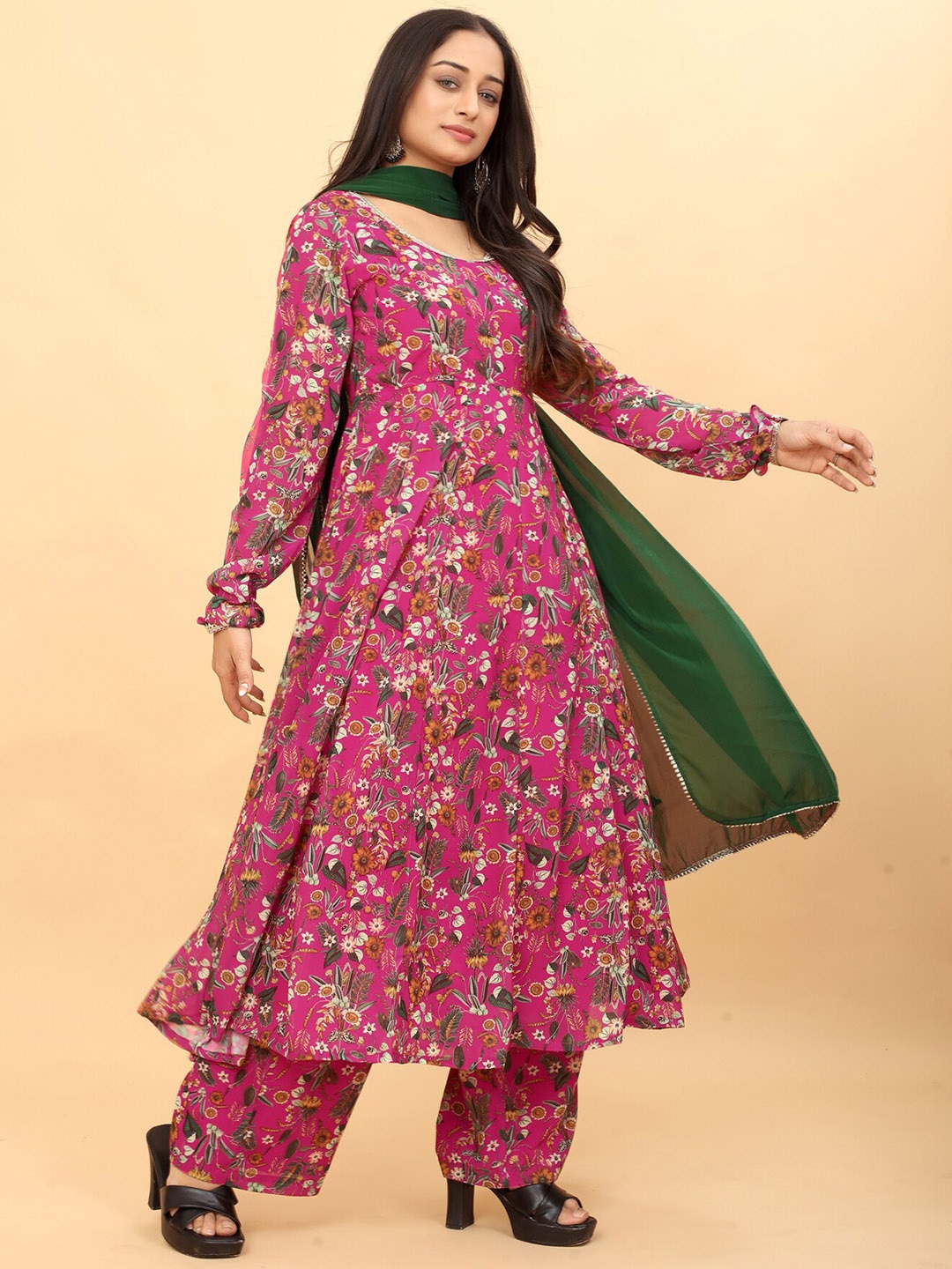 

Pari THE FASHION STUDIO Floral Printed Georgette Kurta with Palazzos & Dupatta, Pink