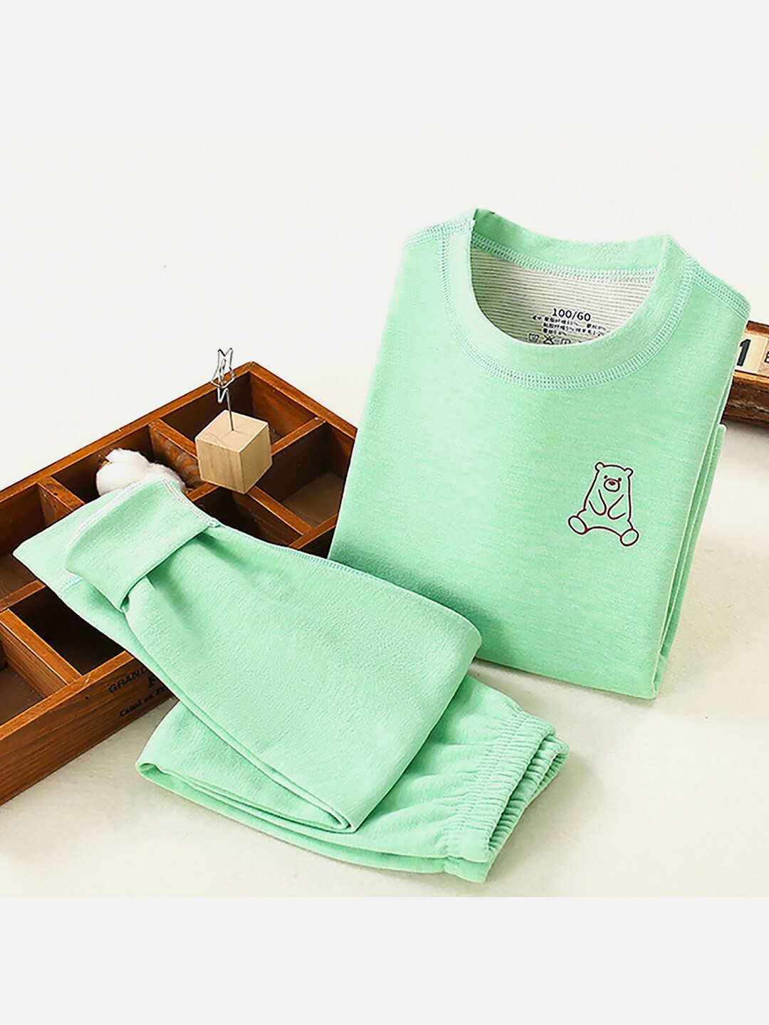 

Little Surprise Box LLP Kids Round Neck Thermal Set, Green