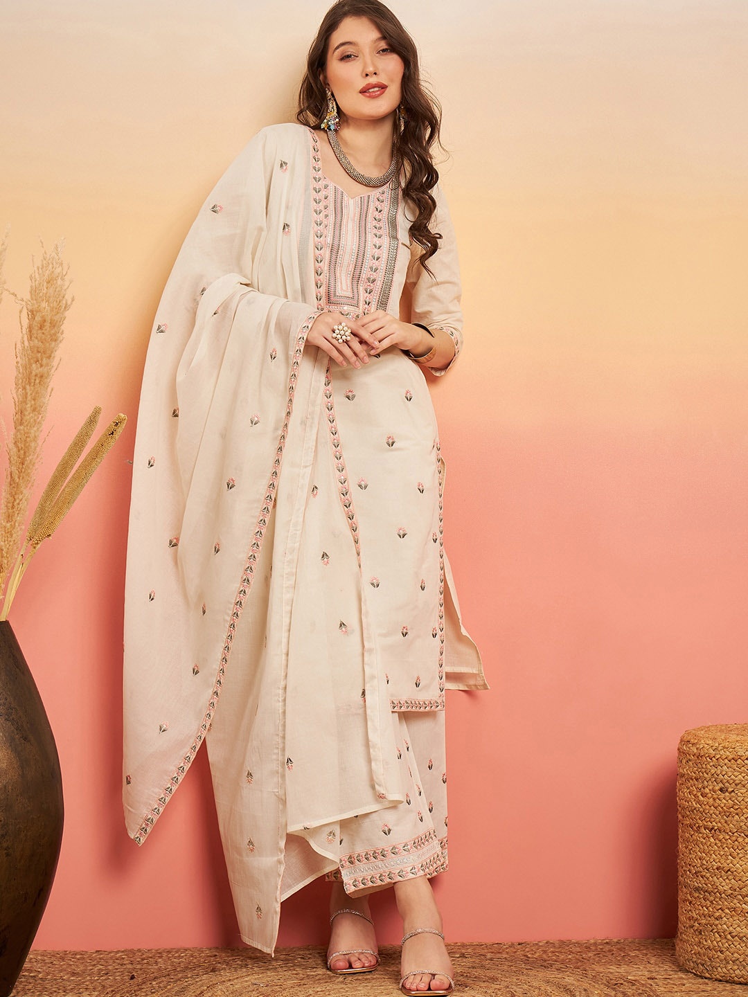 

Sangria Embroidered Pure Cotton Regular Kurta & Trousers With Dupatta, Off white