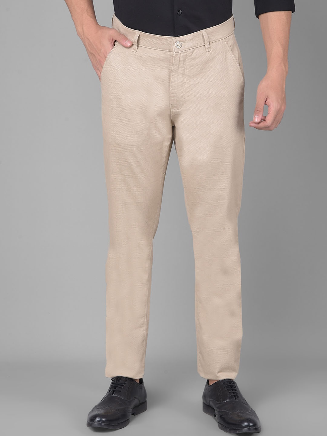 

Crimsoune Club Me Mid Rise Plain Slim Fit Trousers, Beige