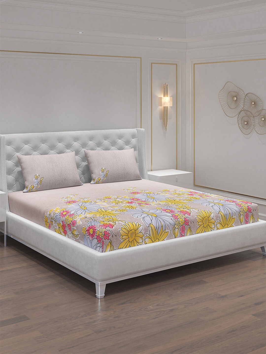 

Moca By Monte Carlo Dazzle Purple Floral Microfiber 120TC Queen Bedsheet & 2 Pillow Covers
