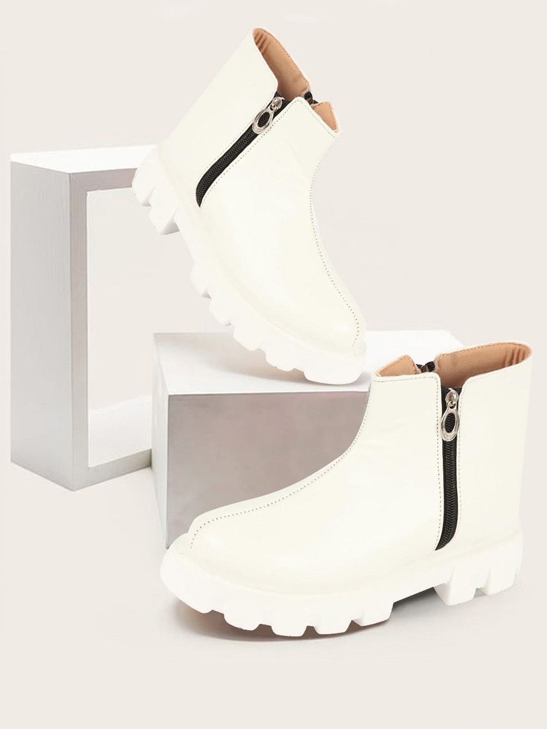 

FAUSTO Women Heeled Mid-Top Chunky Boots, White