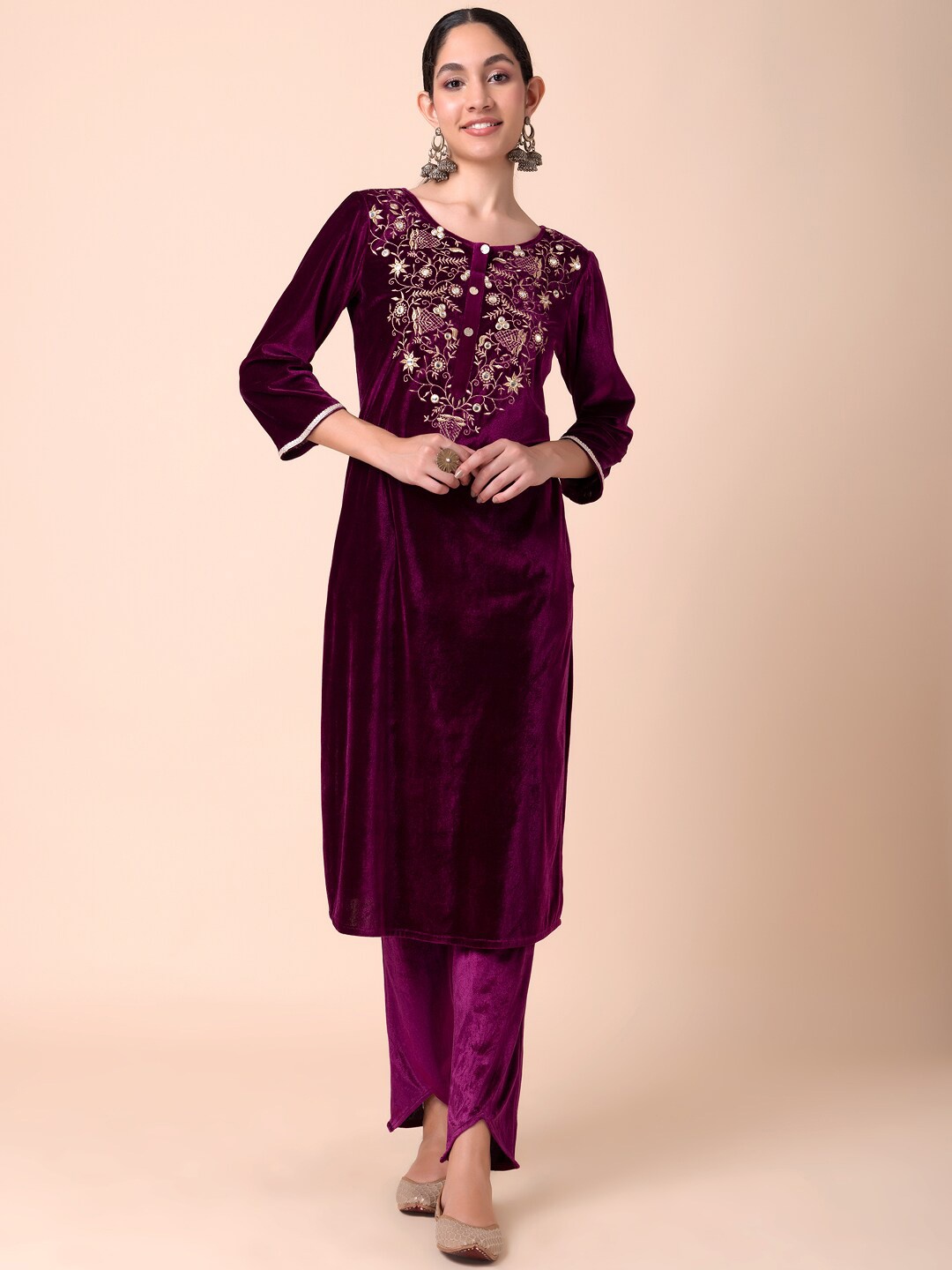 

INDYA Ethnic Motifs Zari Embroidered Mirror Work Velvet Kurta With Trouser, Purple