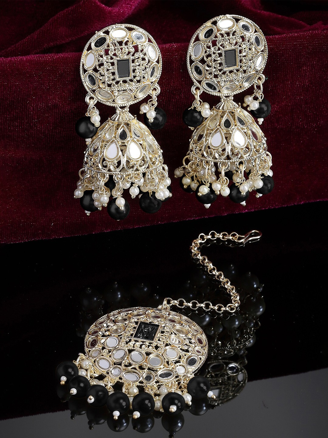 

KARATCART Gold-Plated Kundan Stone Studded Jewellery Set