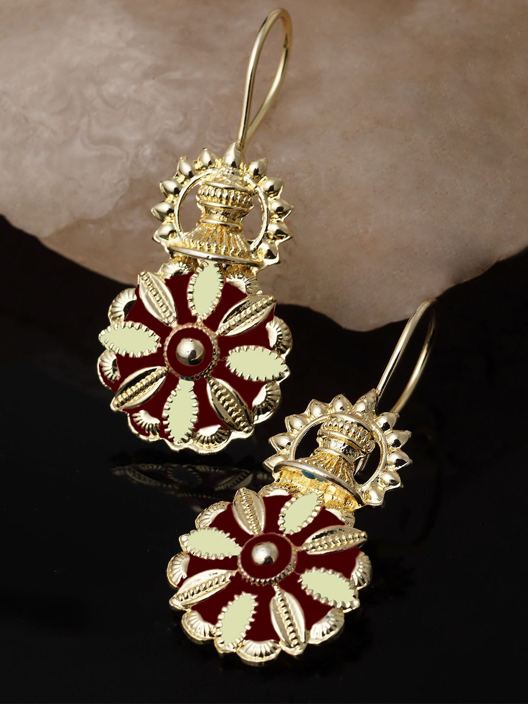 

KARATCART Gold Plated Drop Earrings