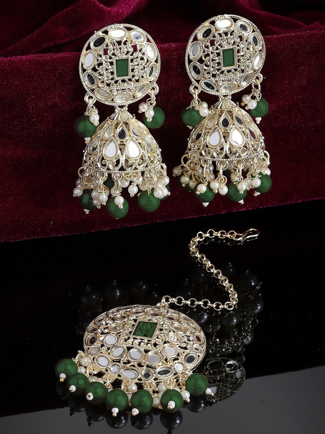 

KARATCART Gold-Plated Kundan-Studded & Beaded Jewellery Set