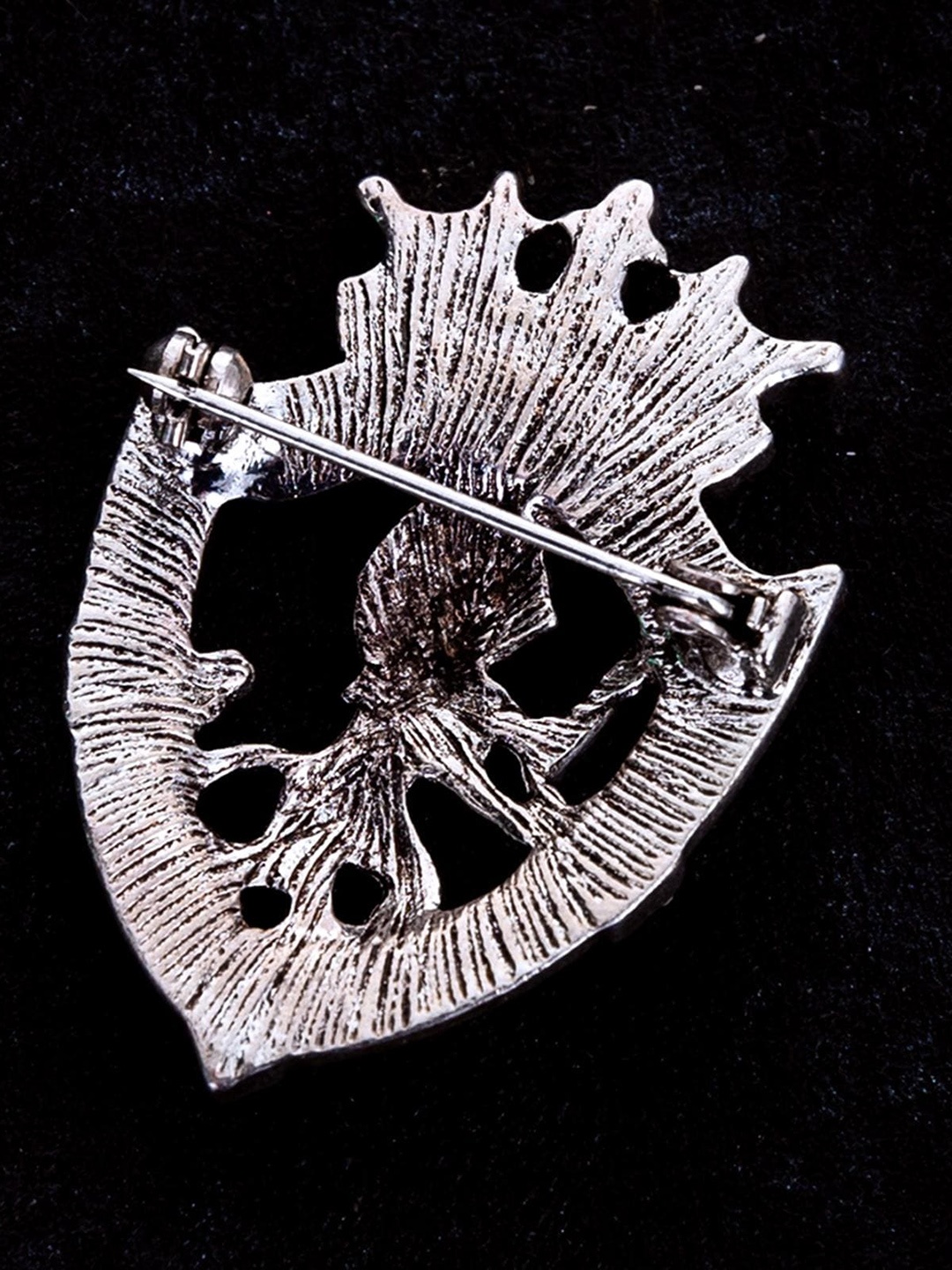 

Lyla Women Lapel Pin Brooch, Silver