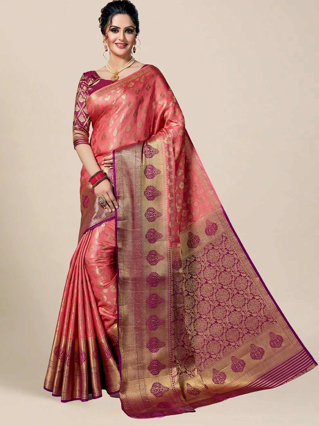 

MAGMINA Ethnic Motif Woven Design Zari Kanjeevaram Saree, Pink