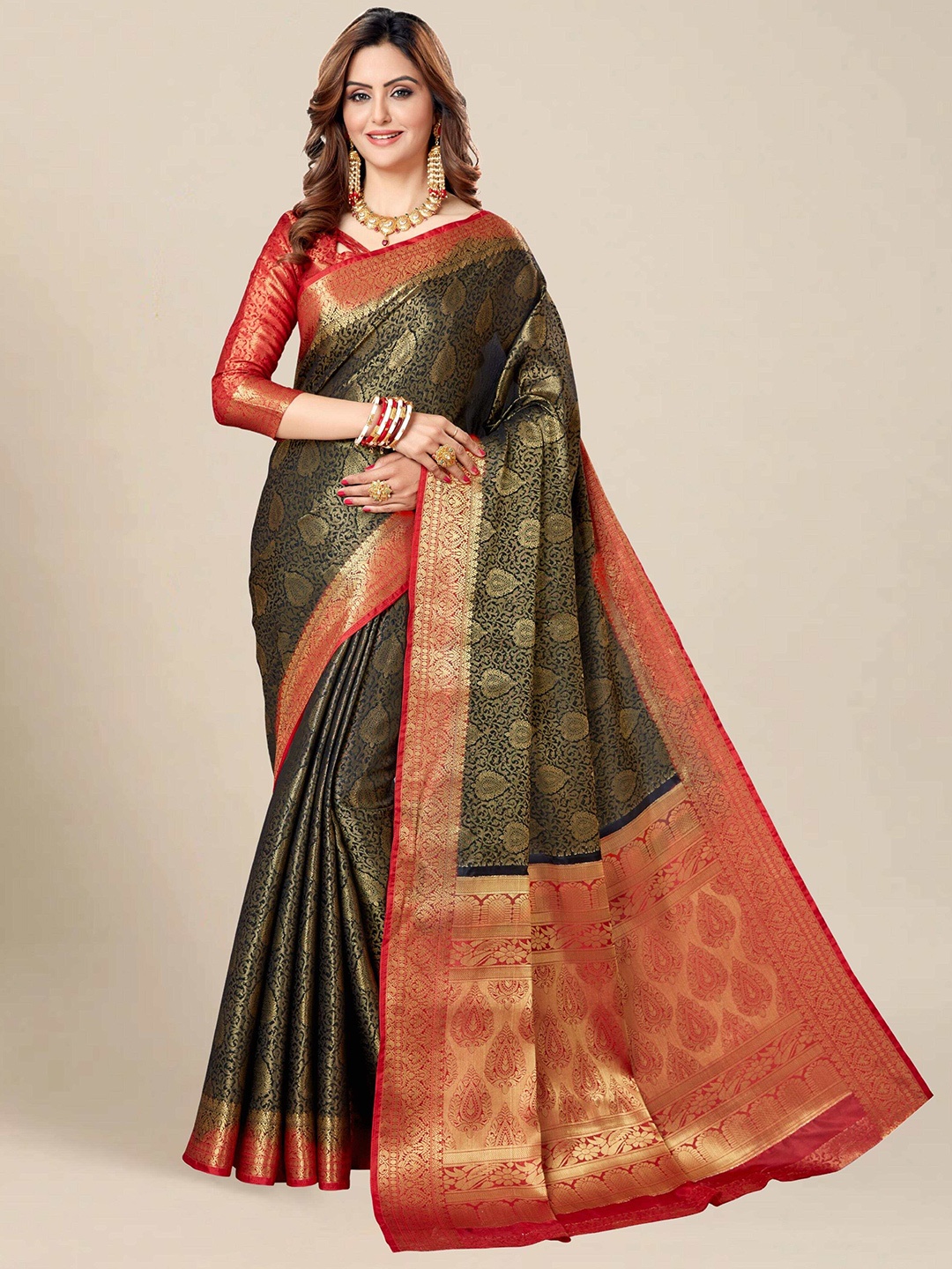 

MAGMINA Ethnic Motif Woven Design Zari Banarasi Saree, Black